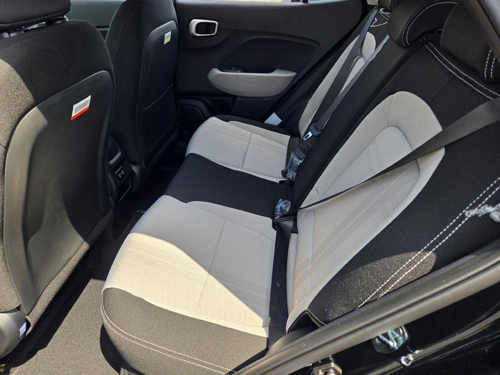 New 2026 Onyx Black Hyundai SEL image 15