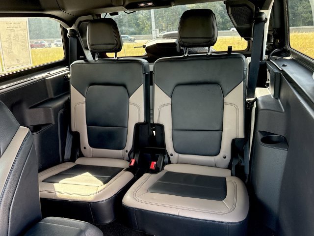 Used 2022 White Ford Wildtrak image 22