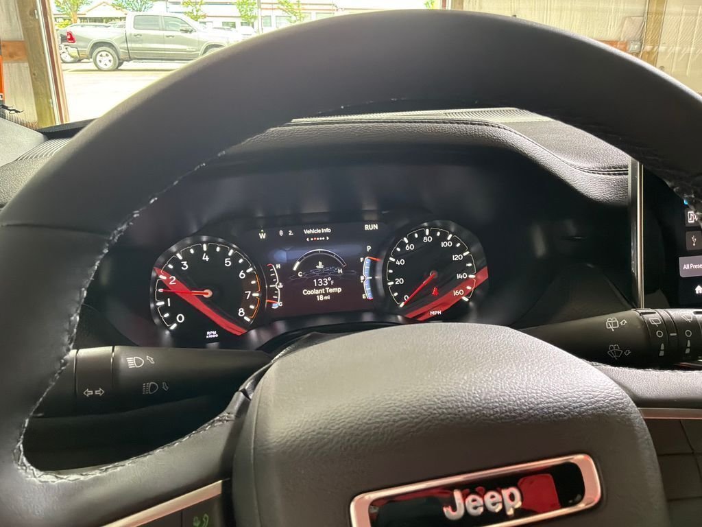 New 2026 Fathom Blue Pearl Coat Jeep Latitude image 22