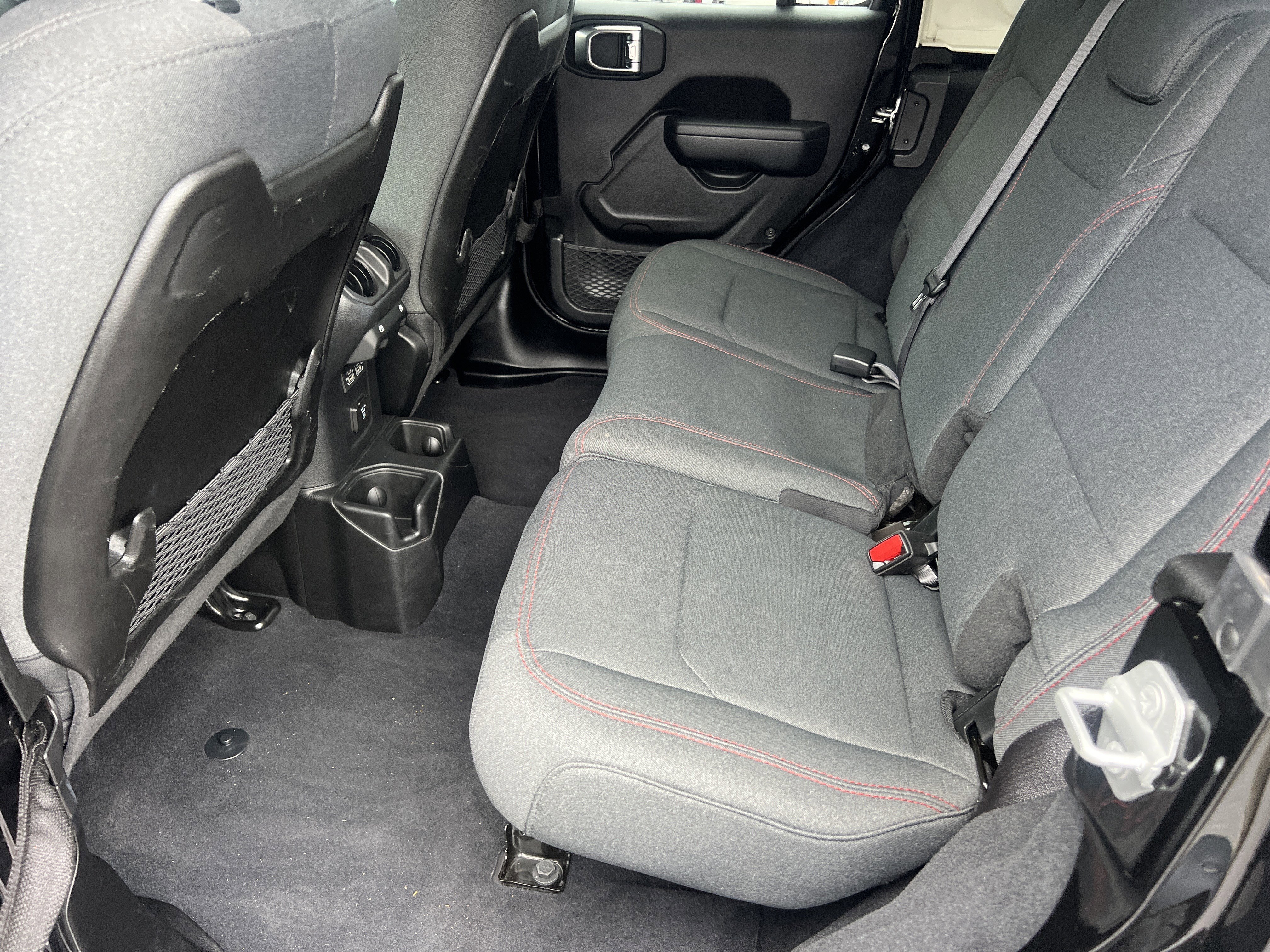 Used 2025 Black Clearcoat Jeep Rubicon image 24