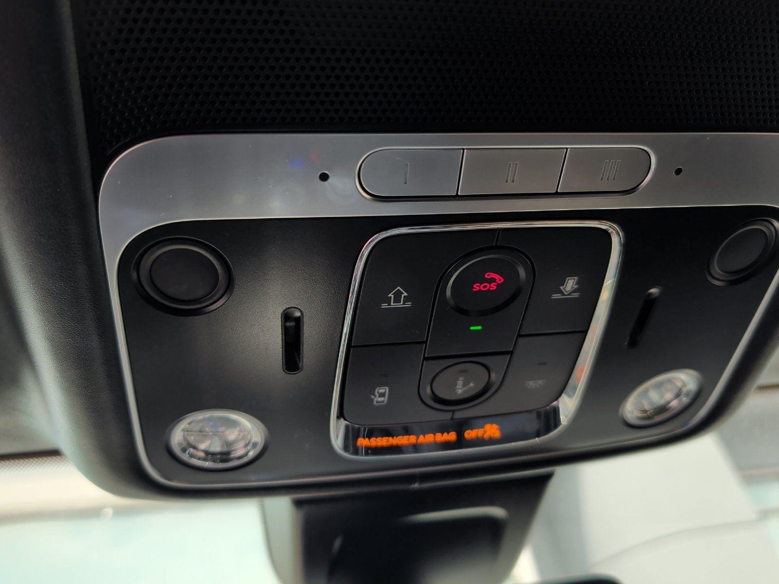 Used 2020 Glacier White Bentley GT First Edition image 36