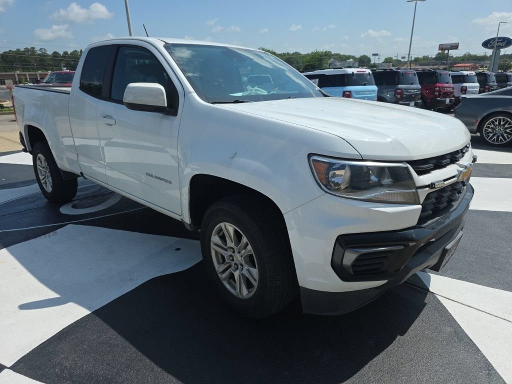 Used 2021 White Chevrolet LT image 1