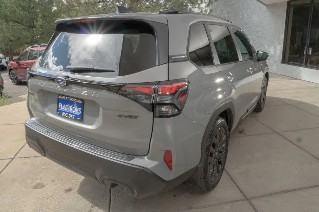 New 2026 RIVER ROCK PEARL Subaru Sport Onyx Edition image 6