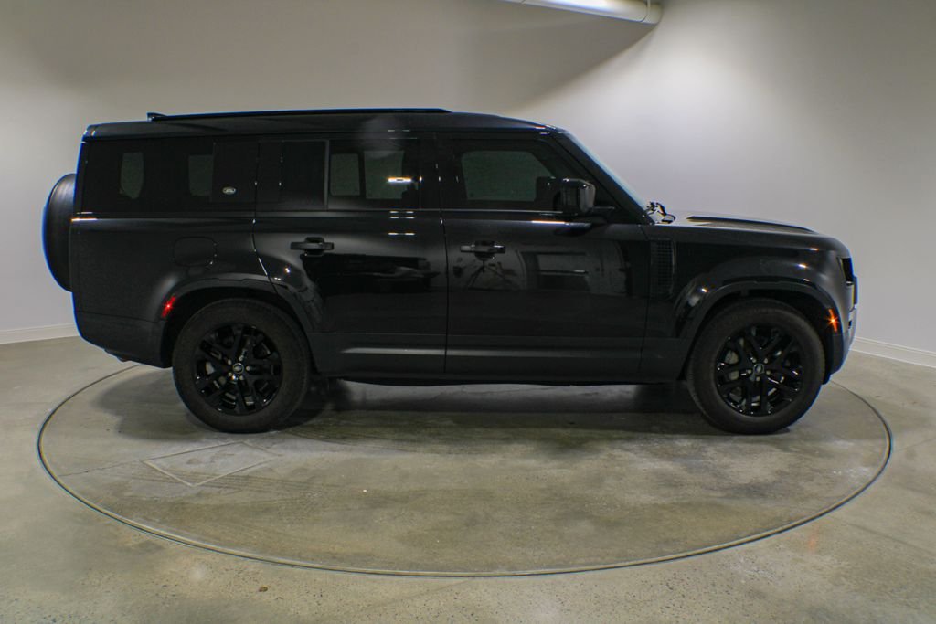 Certified Used 2023 Santorini Black Metallic Land Rover SE image 6