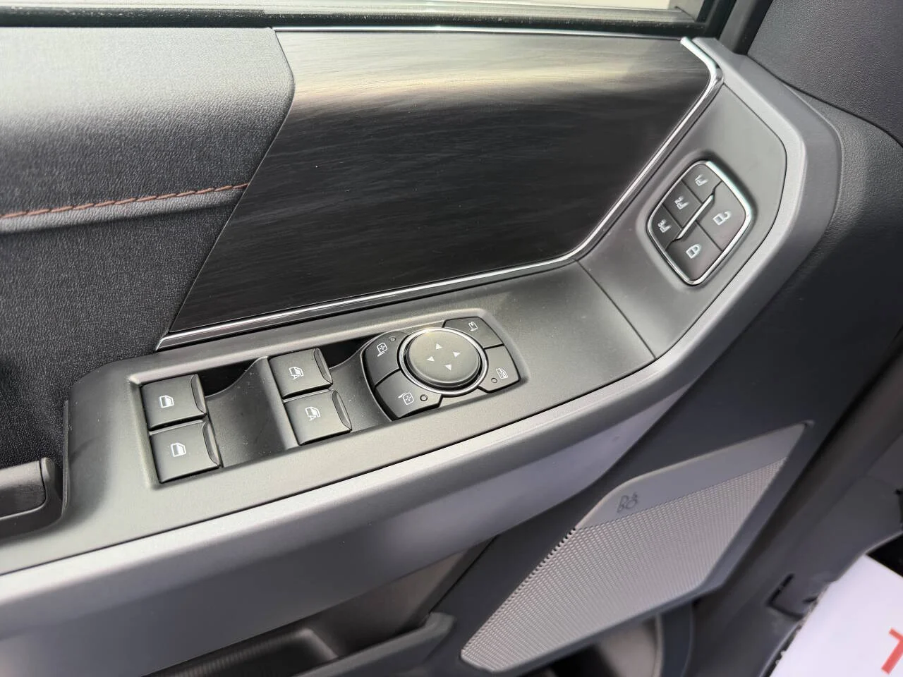 New 2026 Gray Ford Lariat 4x4 4dr SuperCrew 5.5 ft. SB image 4