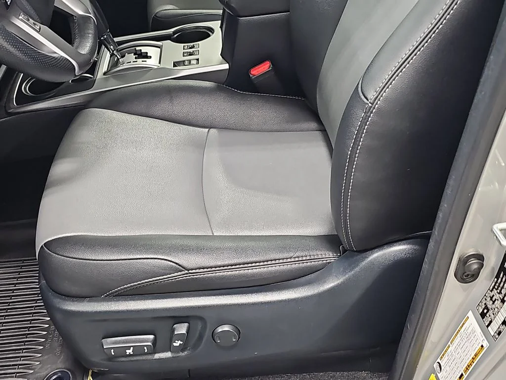 Used 2023 Silver Toyota SR5 Premium image 30
