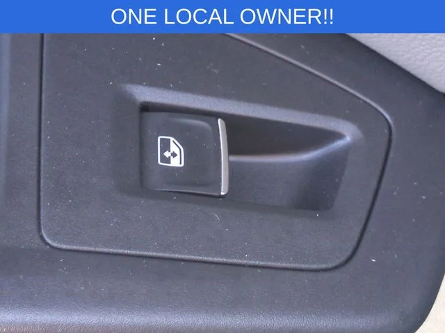 Used 2023  Volkswagen 3.6L V6 SE w/Technology image 29