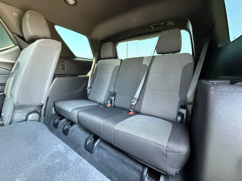 Used 2023 Sterling Gray Metallic Chevrolet LT Cloth image 39