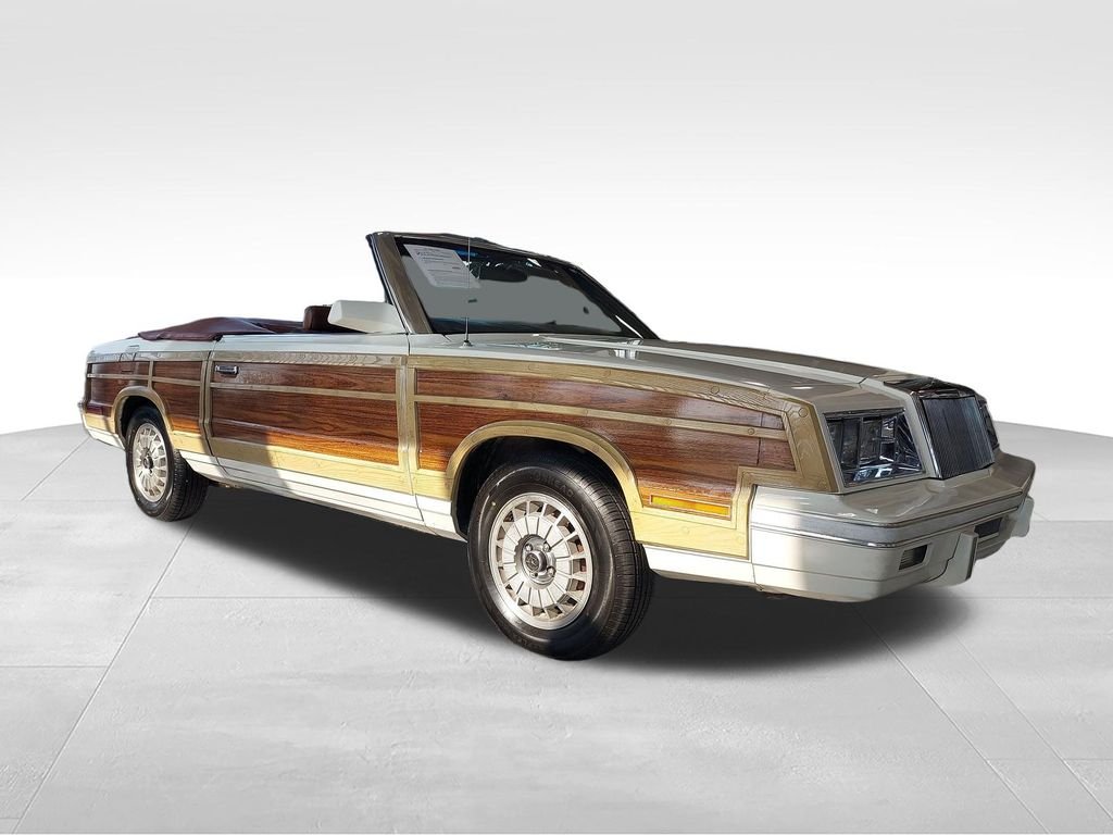Used 1983 White Chrysler  image 7