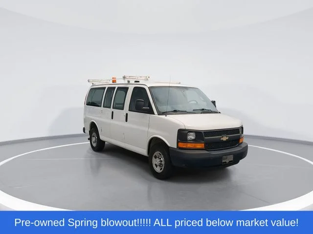 Used 2016 White Chevrolet Work Van image 2