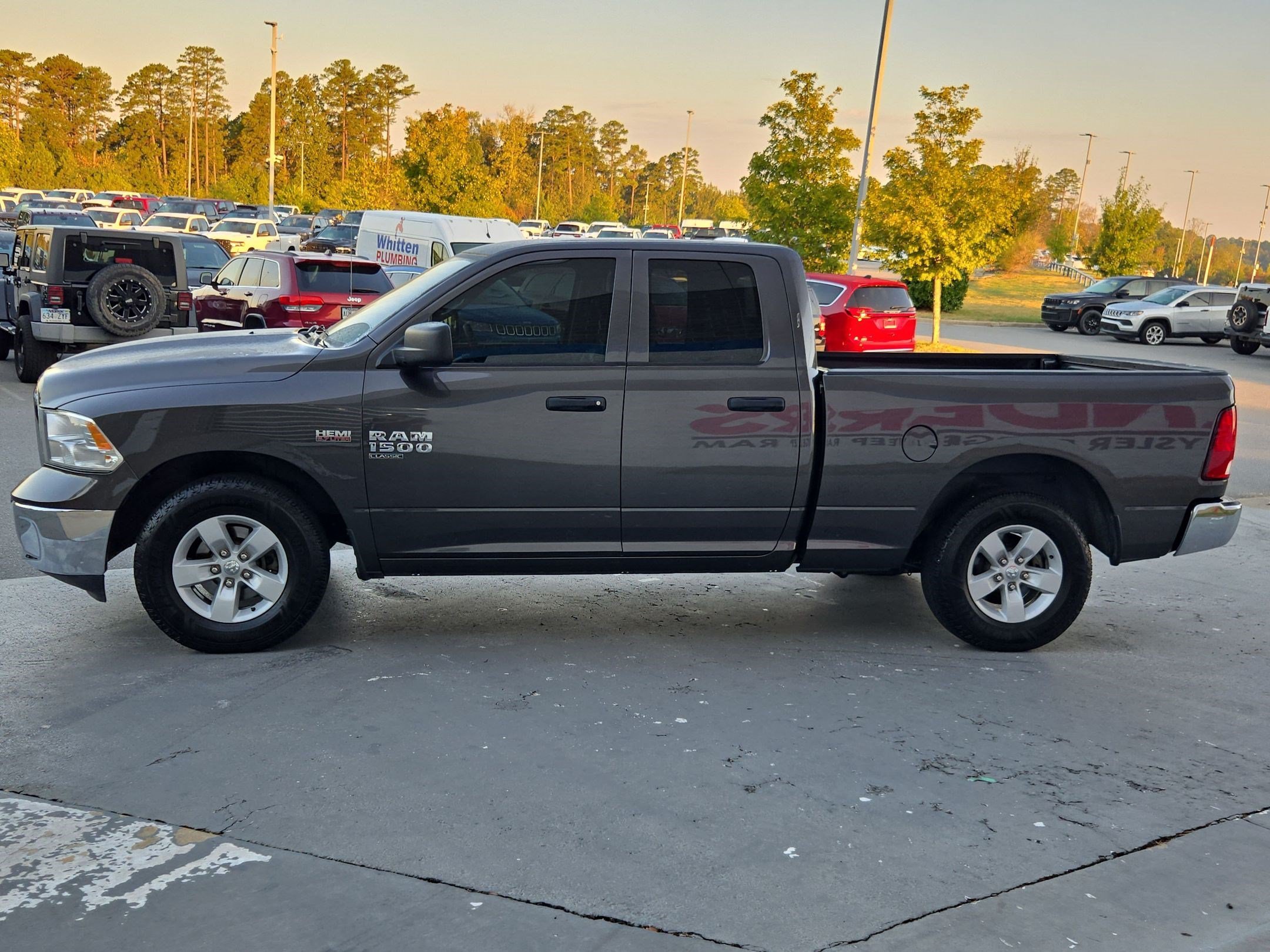Used 2019 Granite Crystal Metallic Clearcoat RAM Tradesman image 4