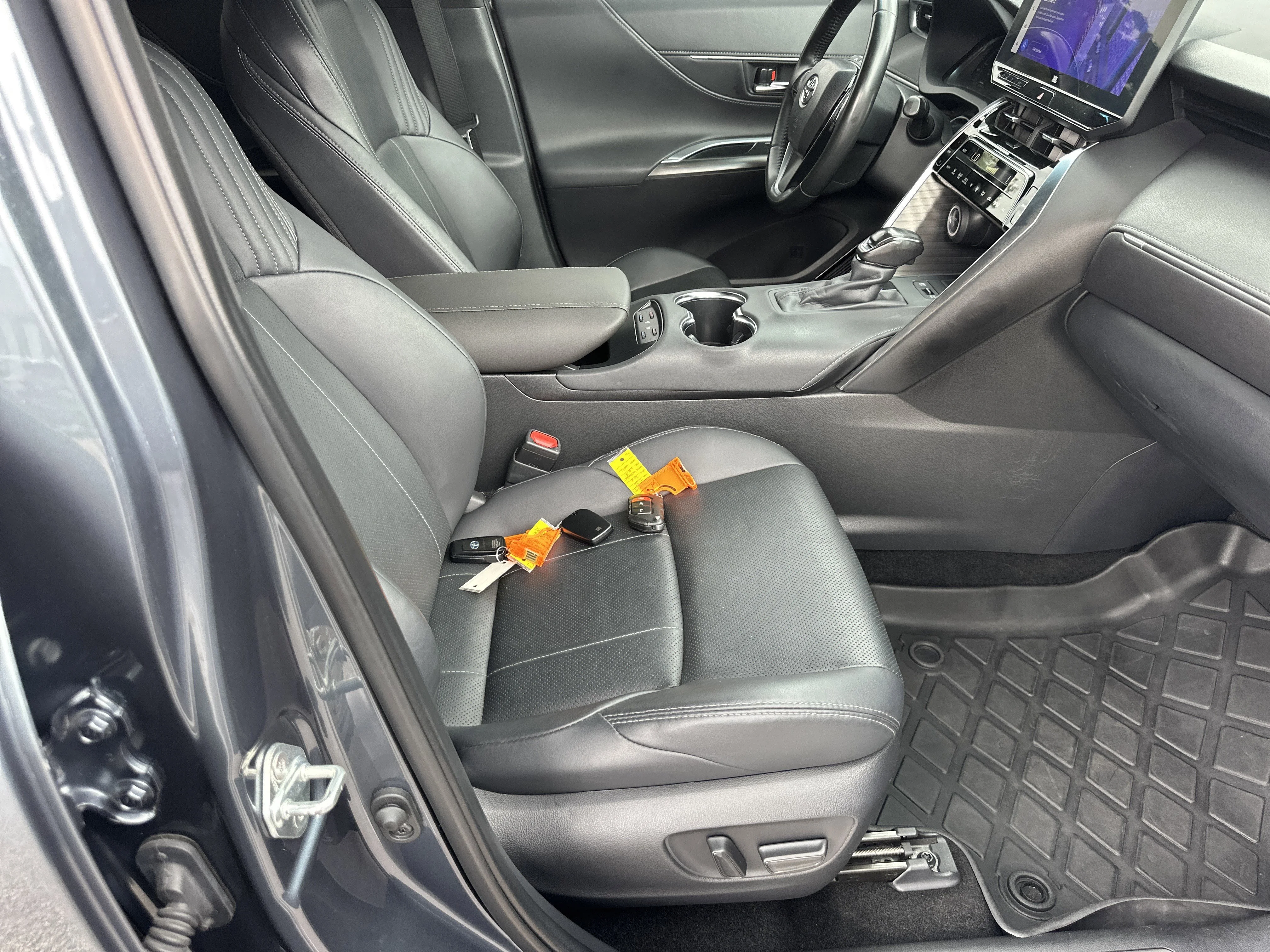 Used 2023 Coastal Gray Metallic Toyota Limited image 13