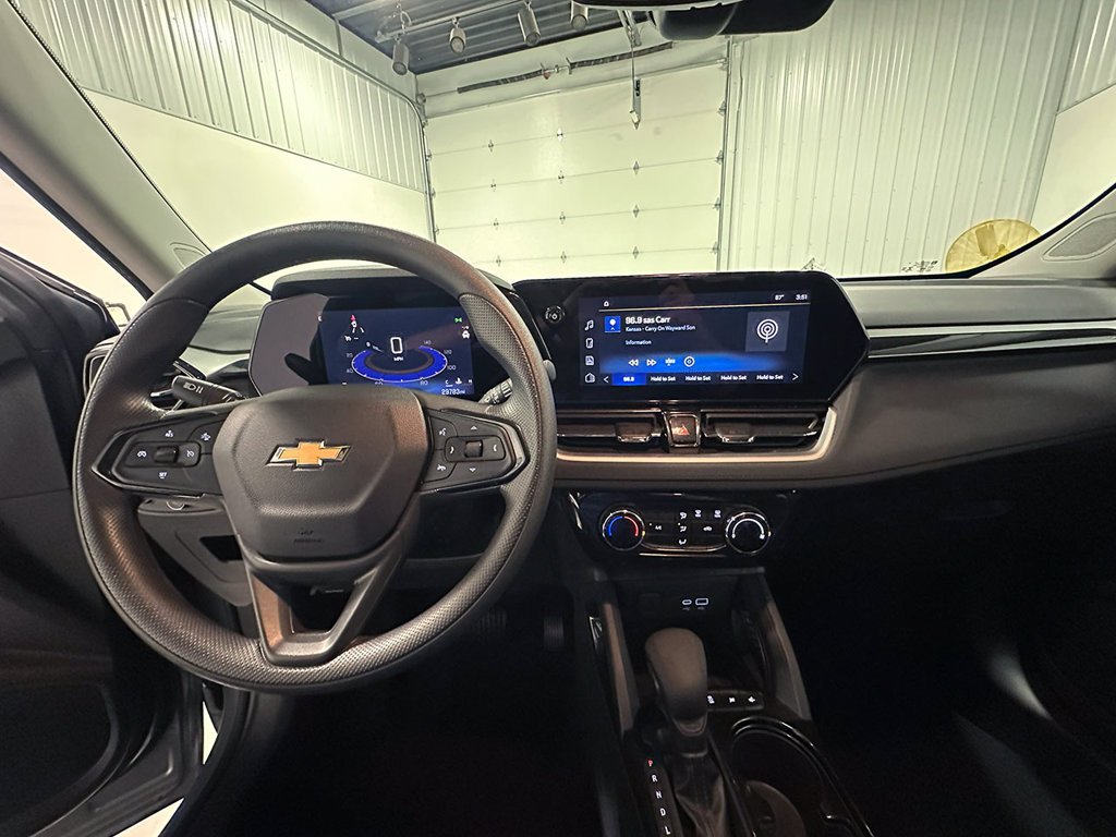 Used 2024 Gray Chevrolet LT image 36