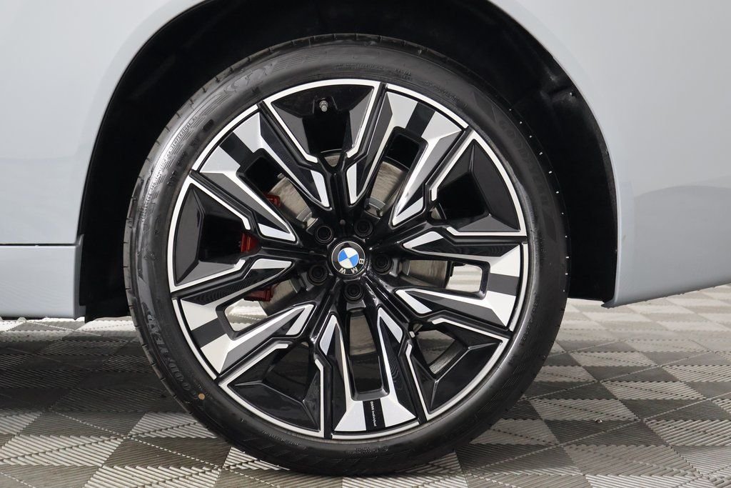 New 2026 Gray Metallic BMW 30 xDrive image 10