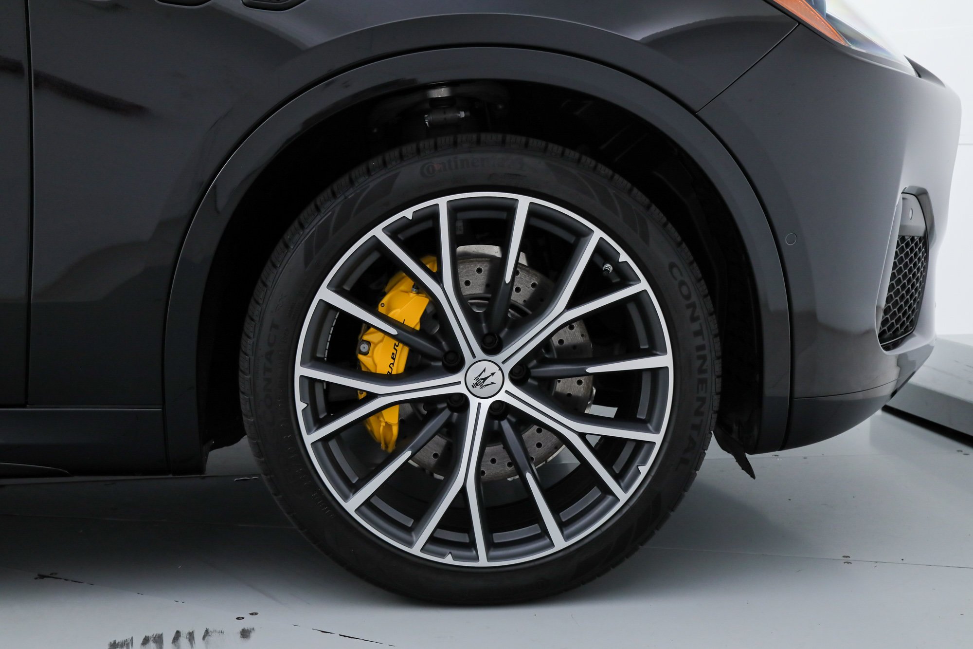 New 2026 Black Maserati Modena image 20