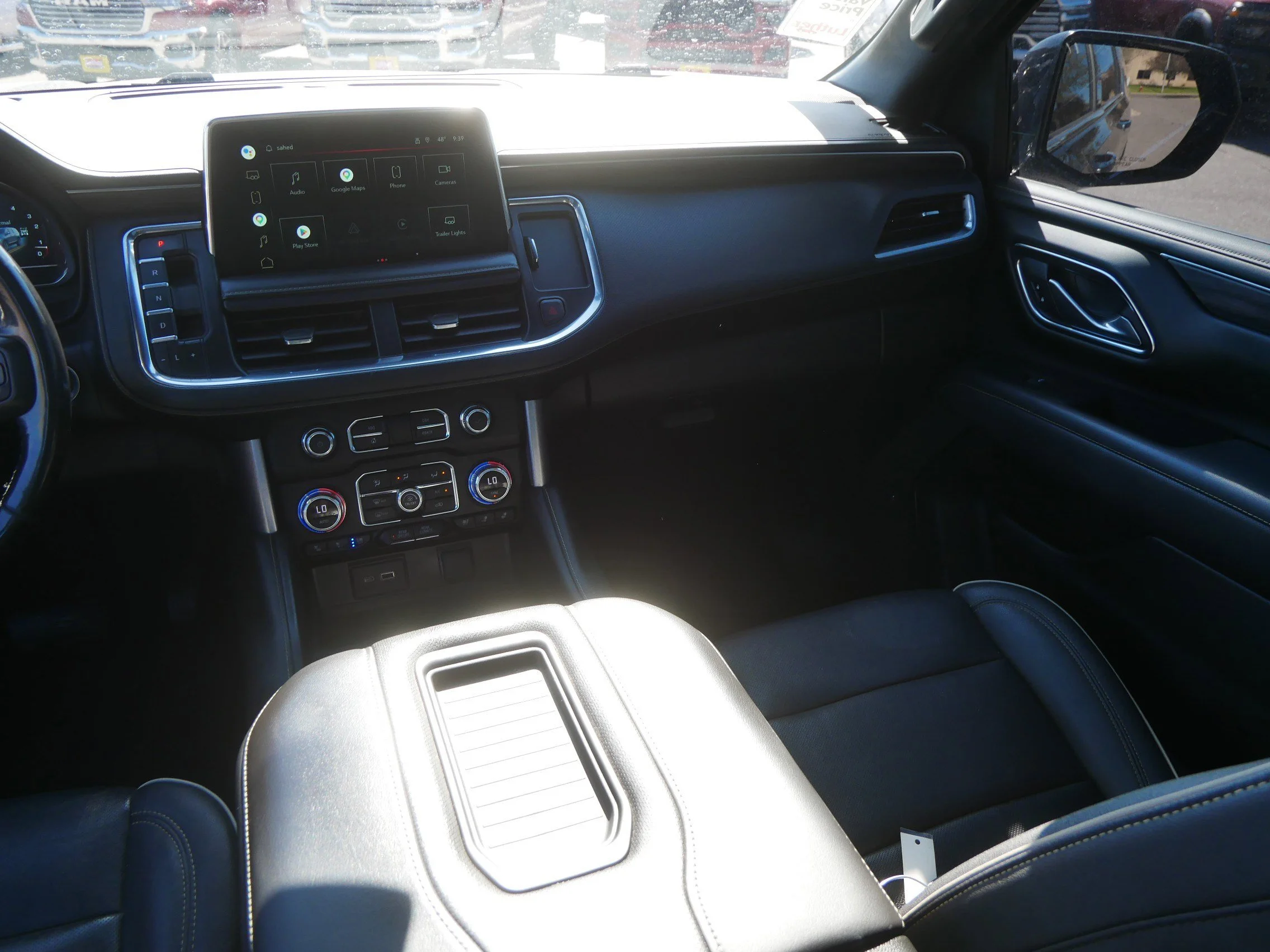 2022 GMC Yukon XL SLT - Photo 11