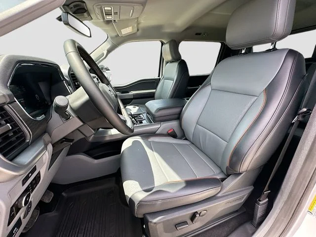 Used 2025 White Ford Lariat image 20