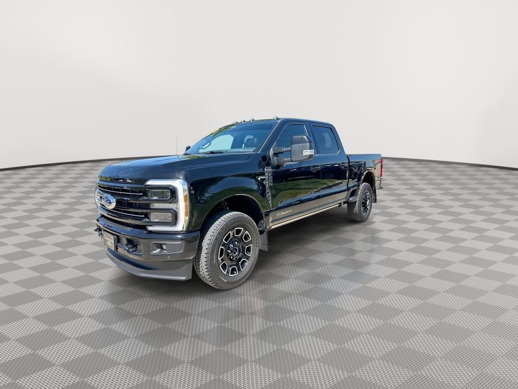 Used 2026  Ford XL image 6