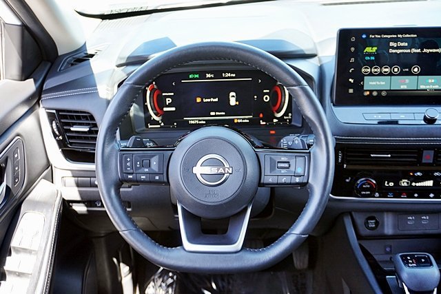 Used 2024 White Nissan SL image 29