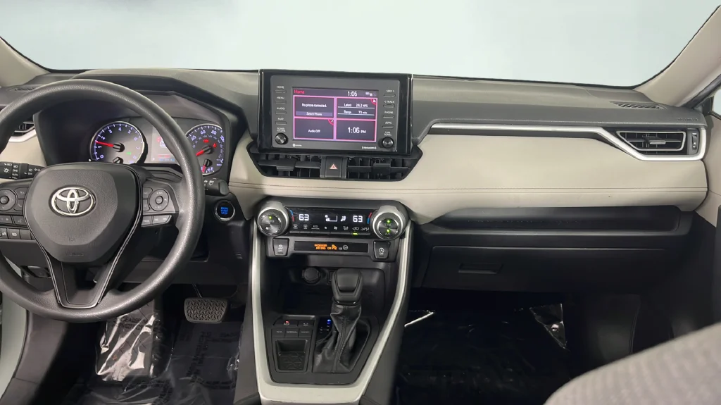 Used 2020 Green Toyota XLE image 23
