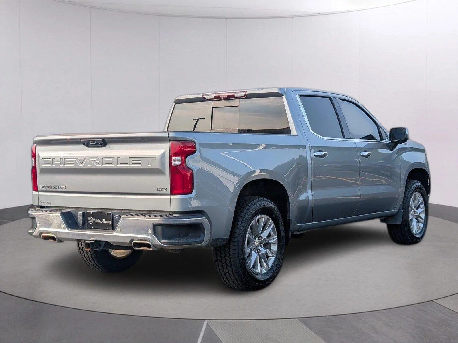 Used 2024 Sterling Gray Metallic Chevrolet LTZ image 7