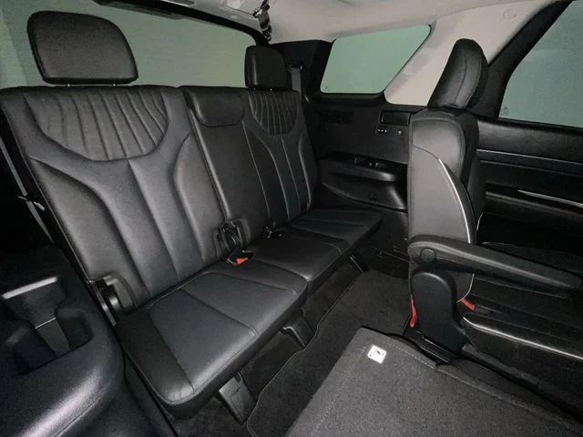 Used 2023 Red Hyundai Limited image 24
