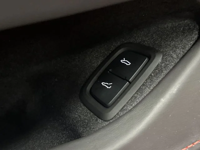 Used 2024 Red Chevrolet Z06 image 47