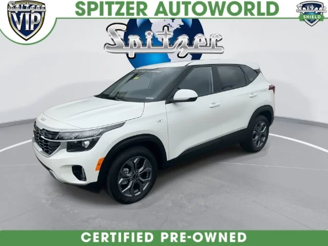 Used 2026 White Kia LX image 6