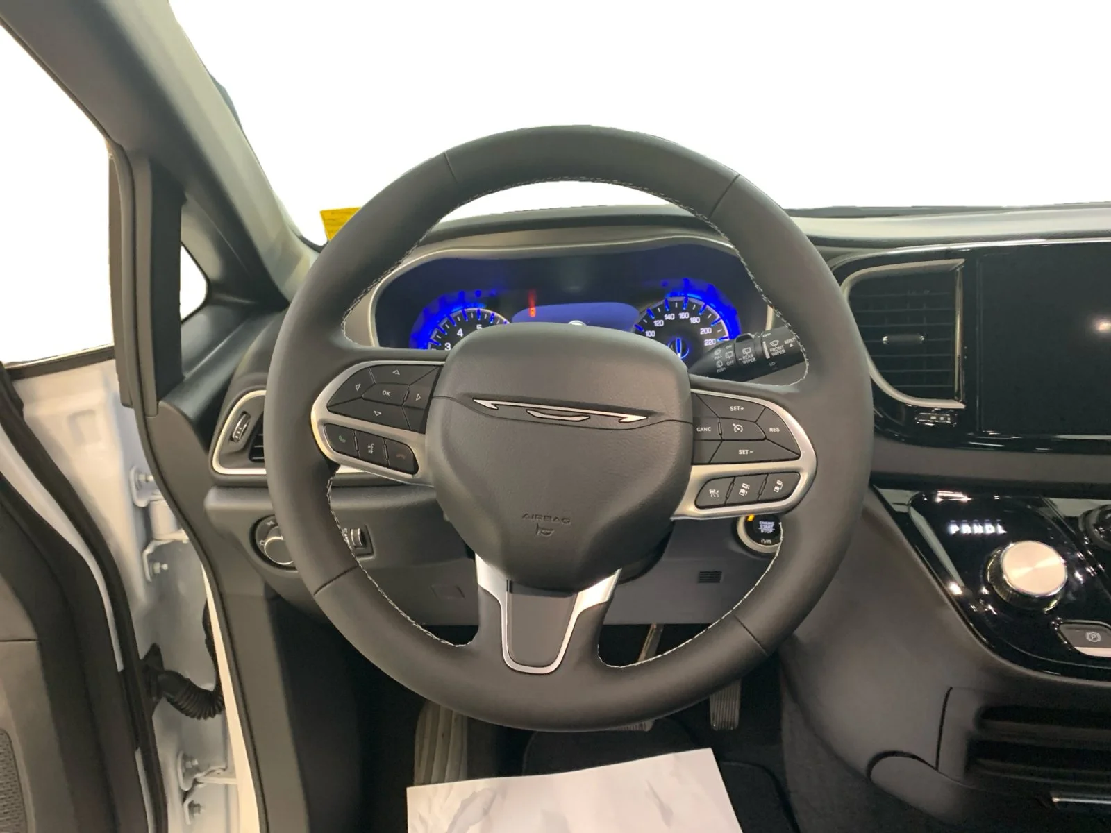 New 2027 Bright White Chrysler SXT image 13