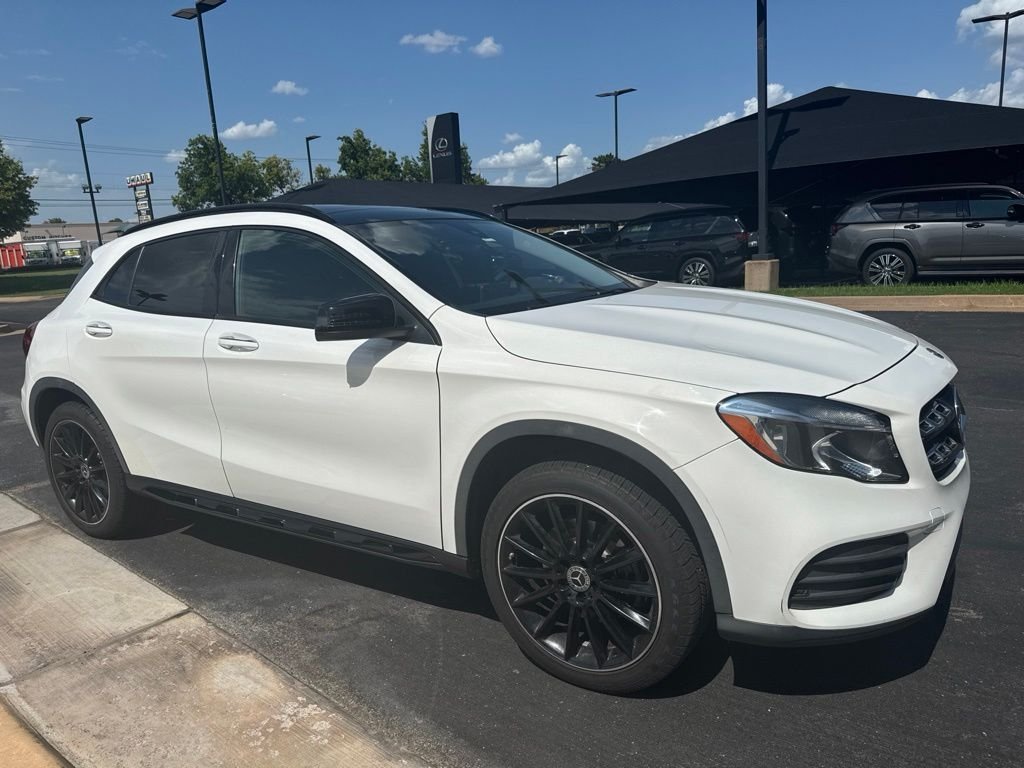 Used 2019 White Mercedes-Benz GLA 250 image 4