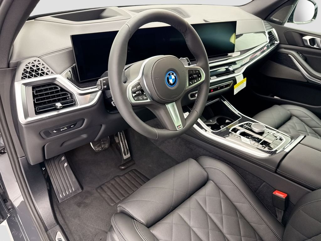 New 2026 Gray Metallic BMW xDrive50e image 9