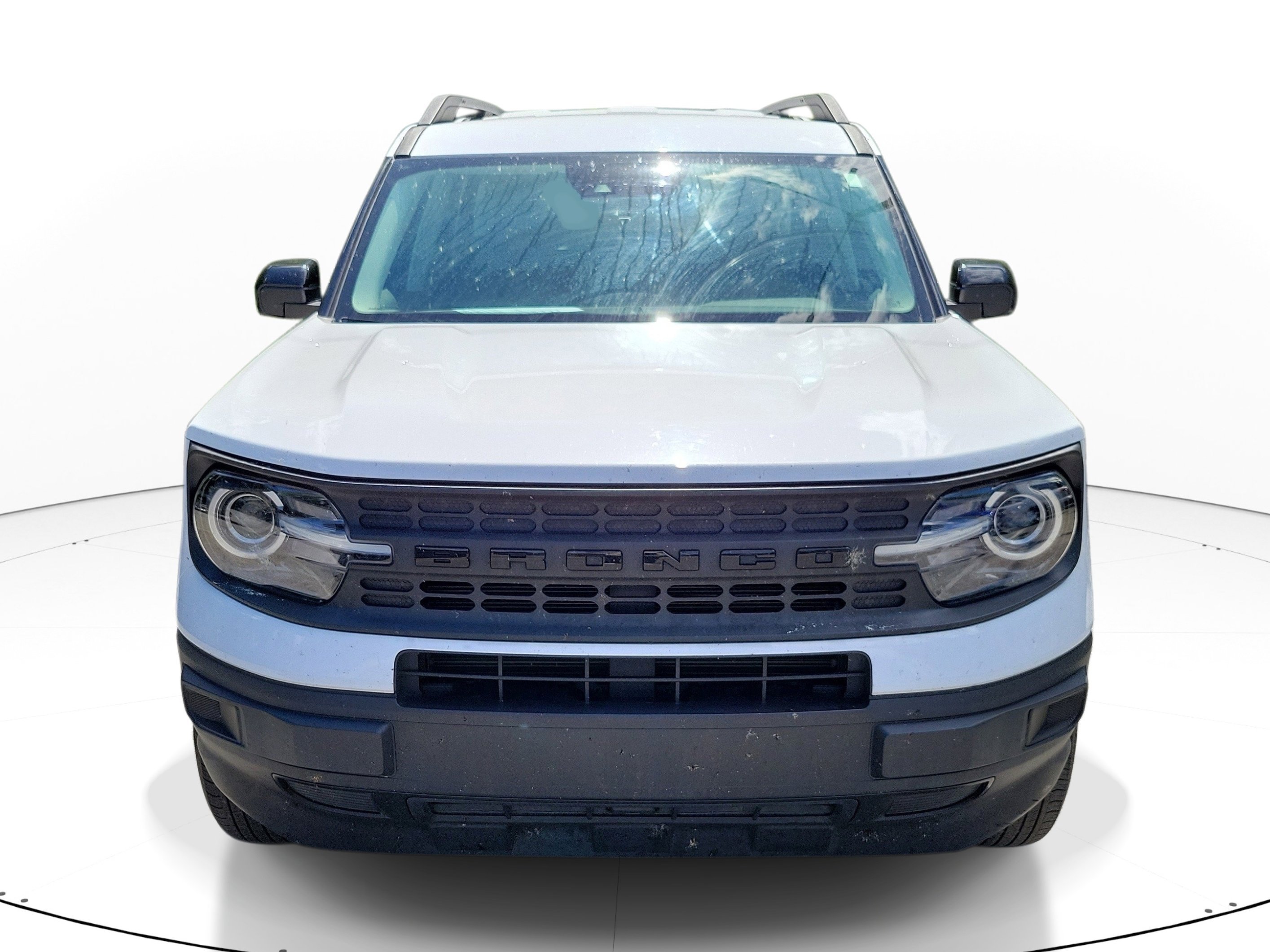 Used 2021 Oxford White Ford Base image 1