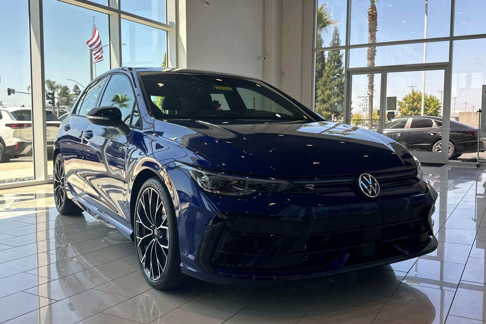 New 2026 Lapiz Blue Metallic Volkswagen 2.0T DSG image 2