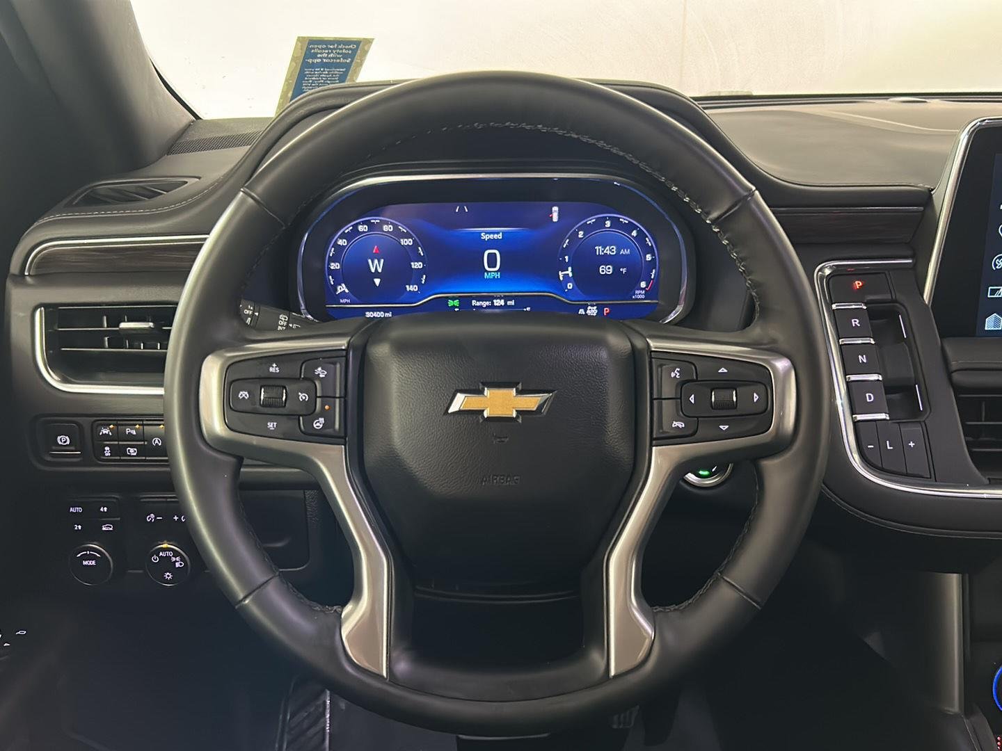 Used 2024 Summit White Chevrolet LT image 35