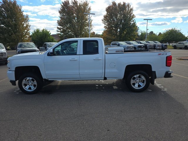 Used 2017 Summit White Chevrolet LT image 2
