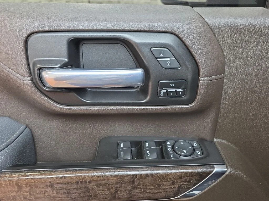 Used 2021 Ebony Twilight Metallic GMC Denali image 25
