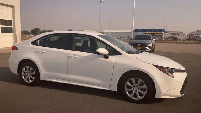 Used 2024 White Toyota LE image 3