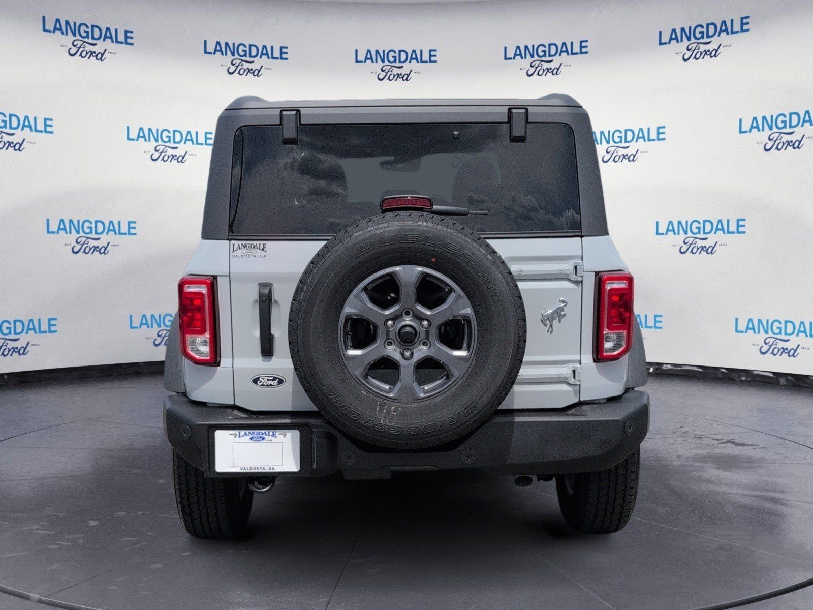 New 2026 Avalanche Gray Ford Big Bend image 8