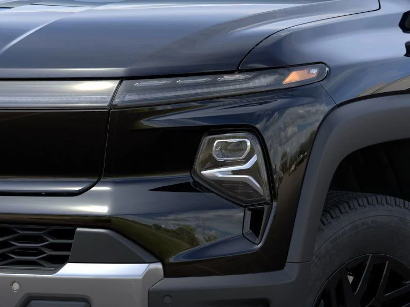 2025 Chevrolet Silverado EV LT - Photo 10