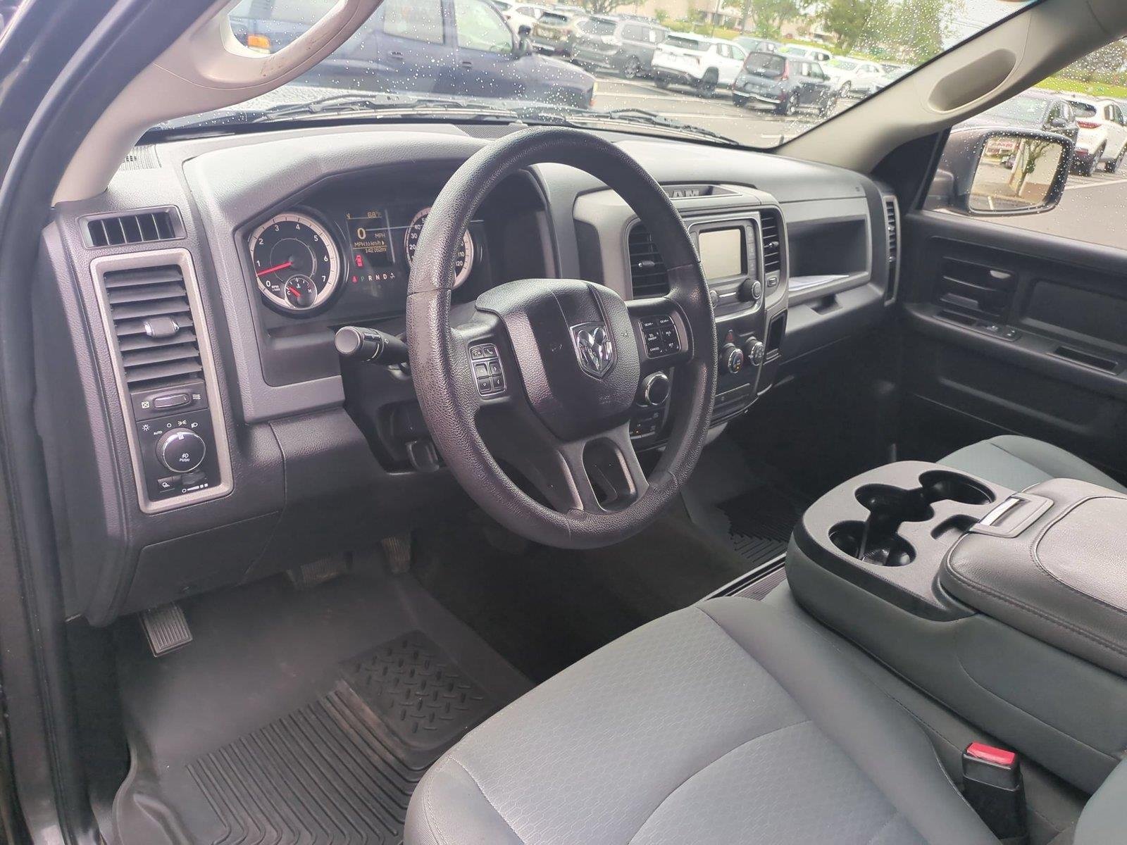 Used 2017 Granite Crystal Metallic Clearcoat Ram Express image 18