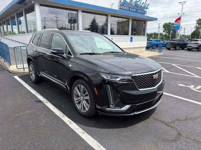 Certified Used 2024 Stellar Black Metallic Cadillac Premium Luxury image 5