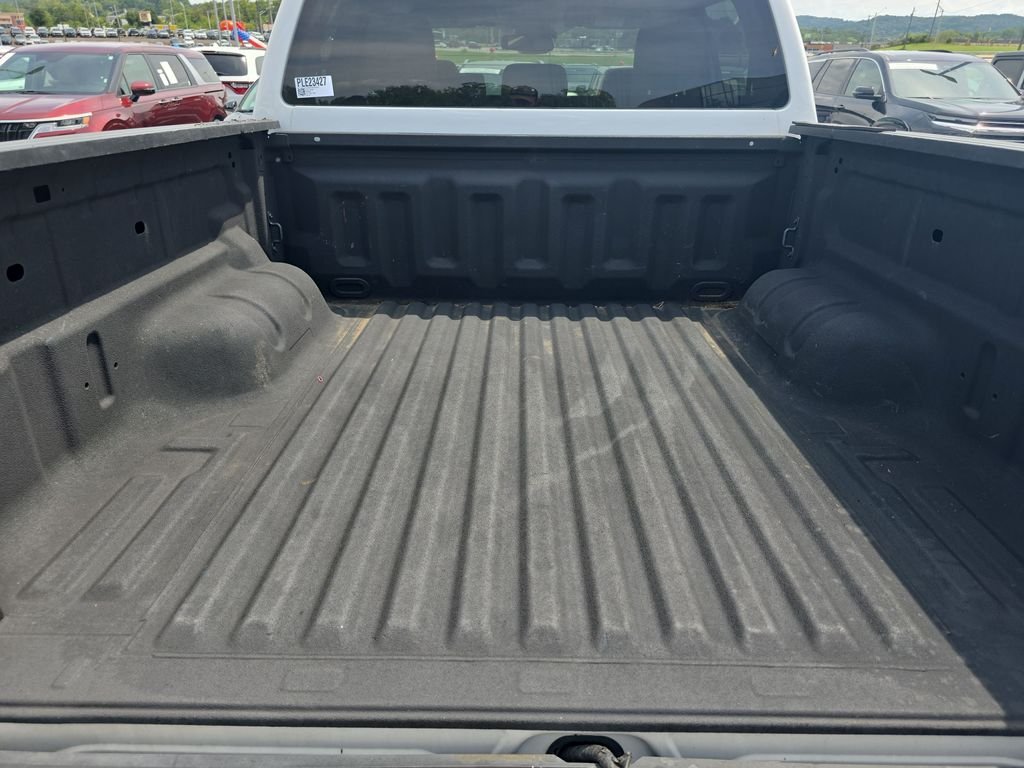 Used 2023 White Ford XLT image 9