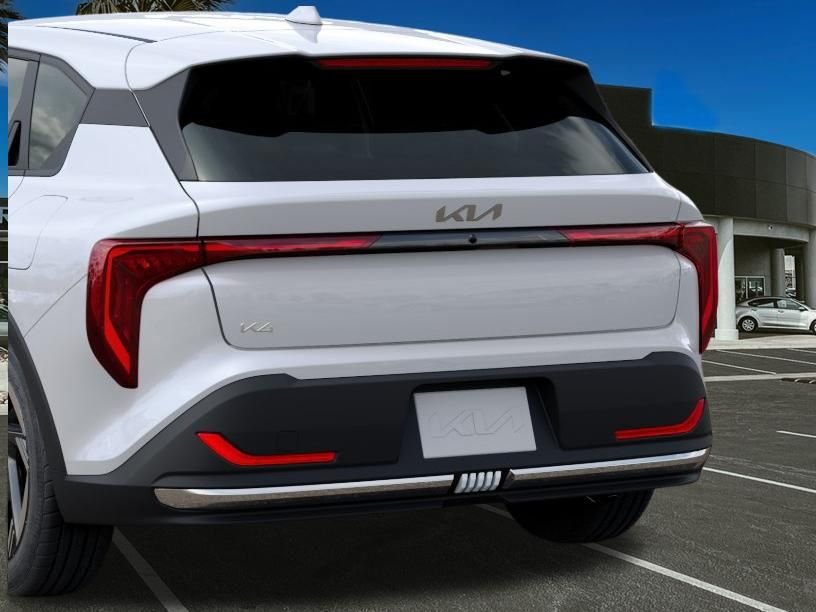New 2026 Snow White Pearl Kia EX image 15