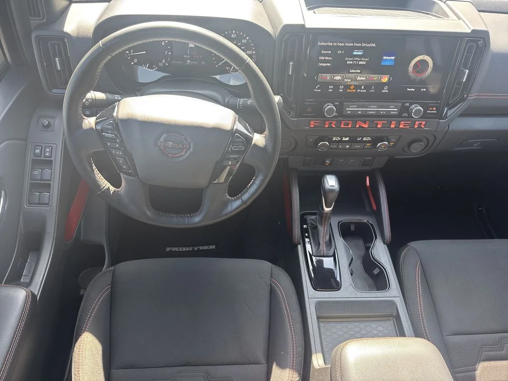 Used 2025 Black Nissan PRO-X image 22