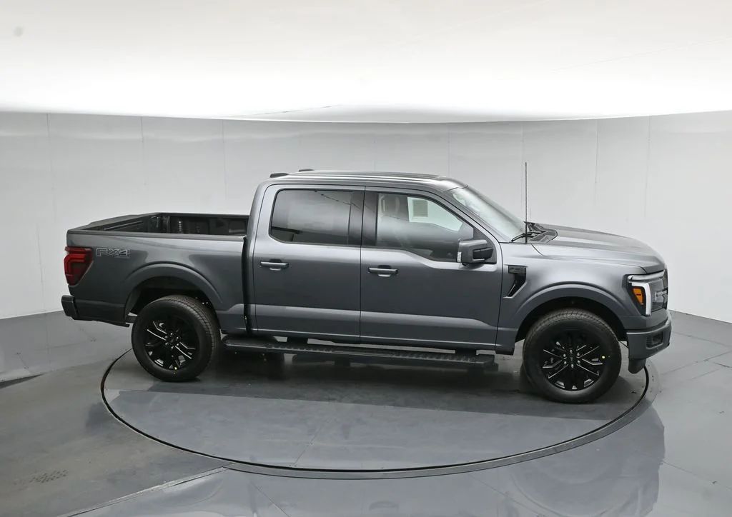 New 2026 Carbonized Gray Metallic Ford Lariat image 55