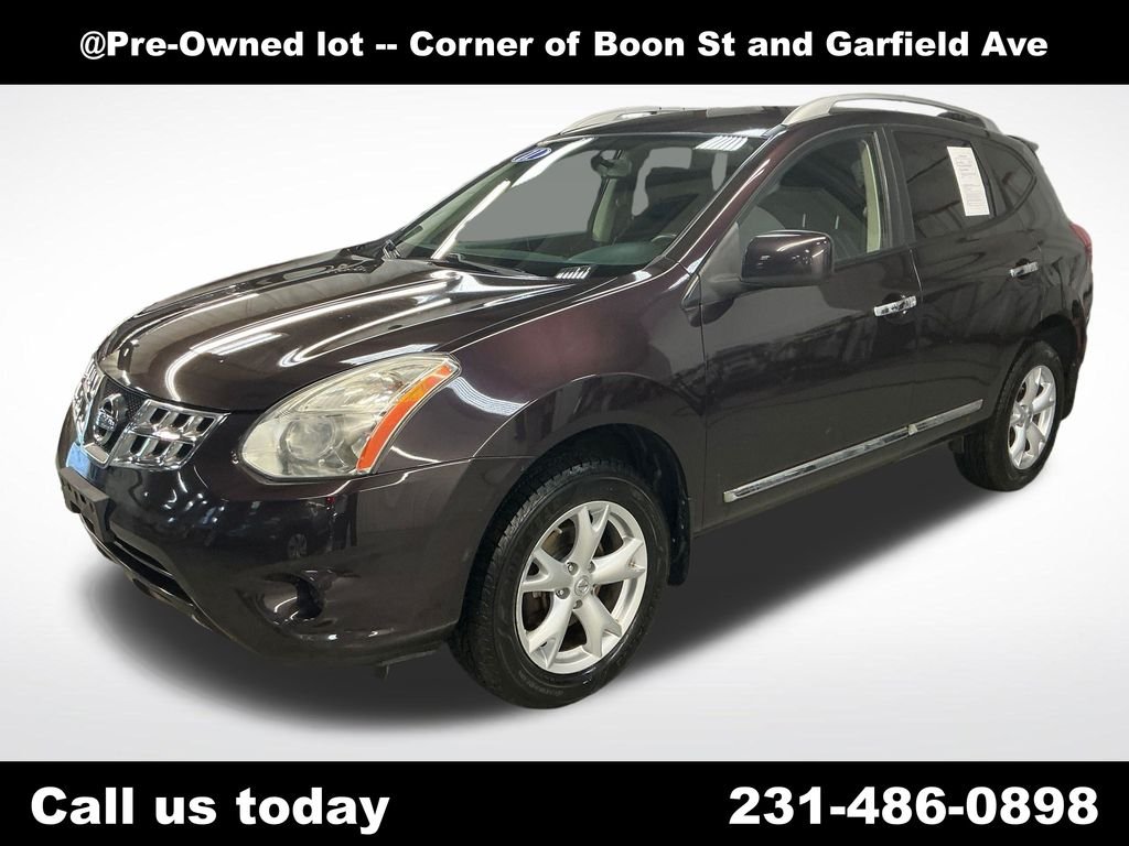 Used 2011 Black Nissan SV image 1
