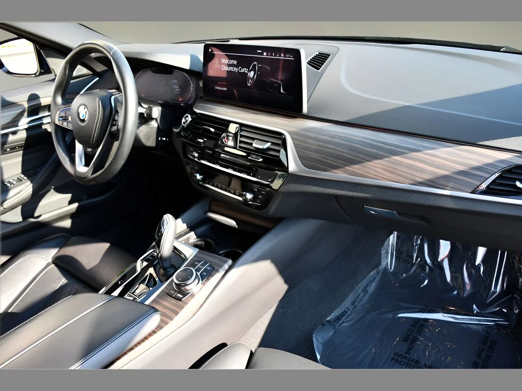 Used 2022 Blue BMW 540i xDrive image 30