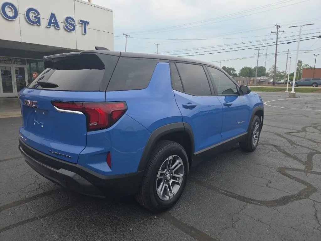 Used 2025 Blue GMC Elevation image 6