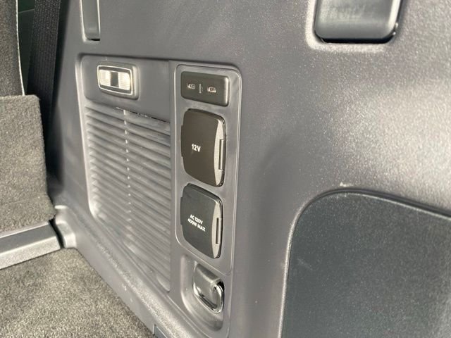 Used 2025 Stone Blue Metallic Ford Platinum image 46