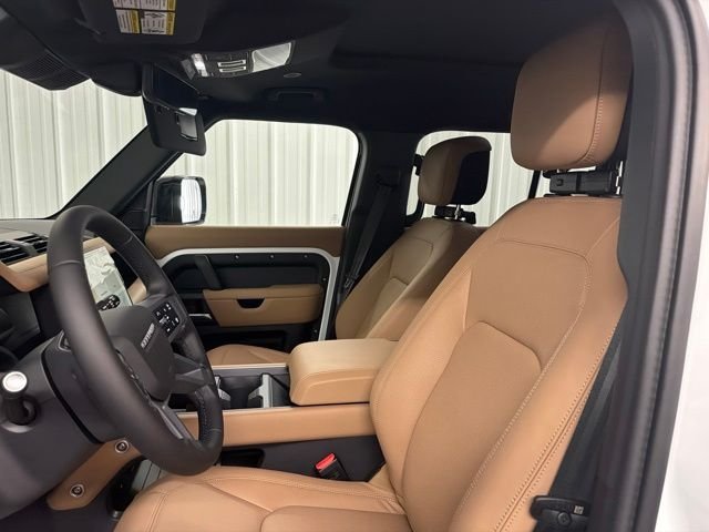New 2026 Fuji White Land Rover S image 11